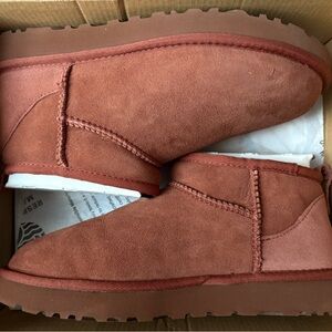 UGG Women's ultra mini - red jasper
